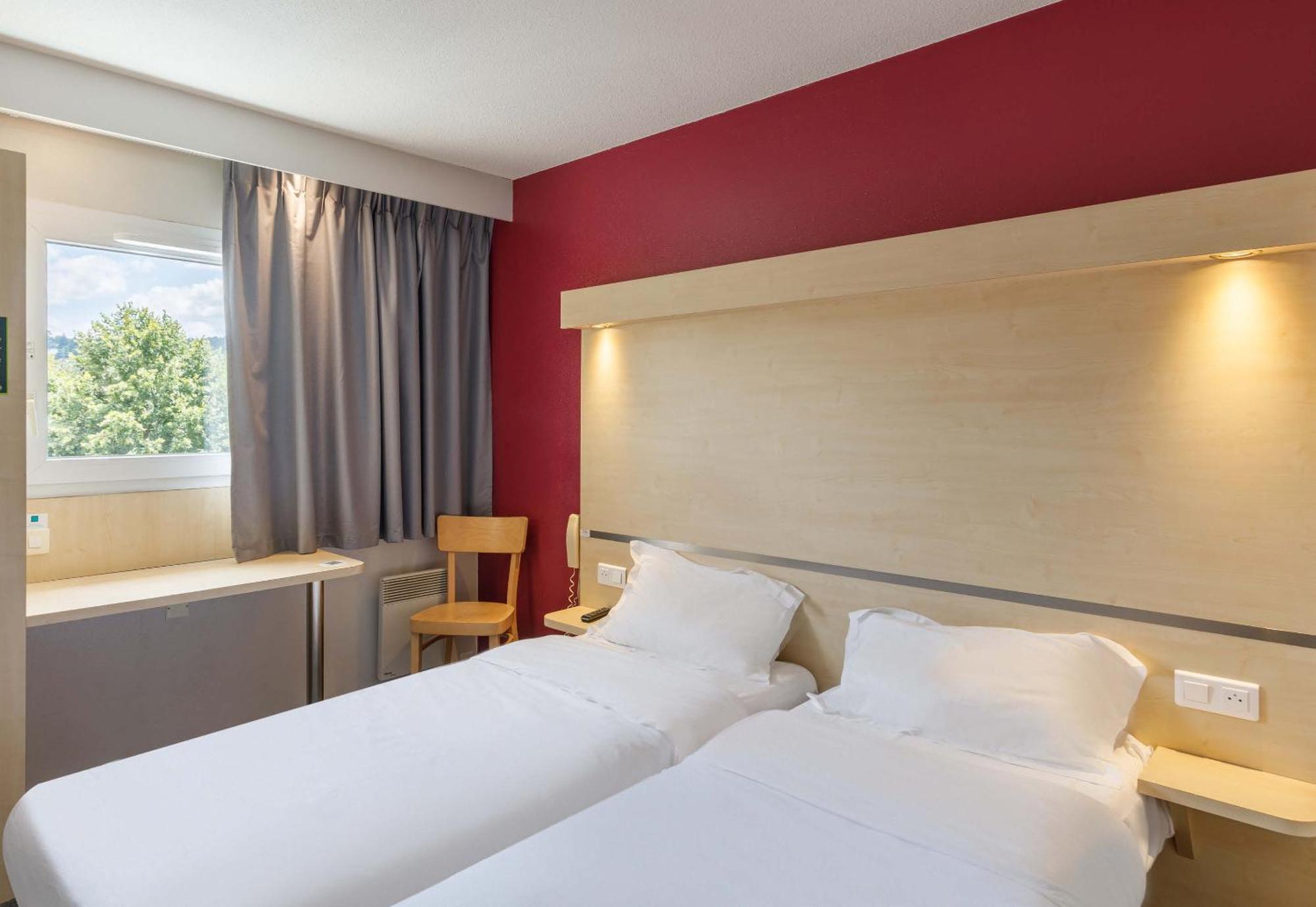 B&B Hotel Le Puy-En-Velay Vals-pres-le-Puy Екстериор снимка