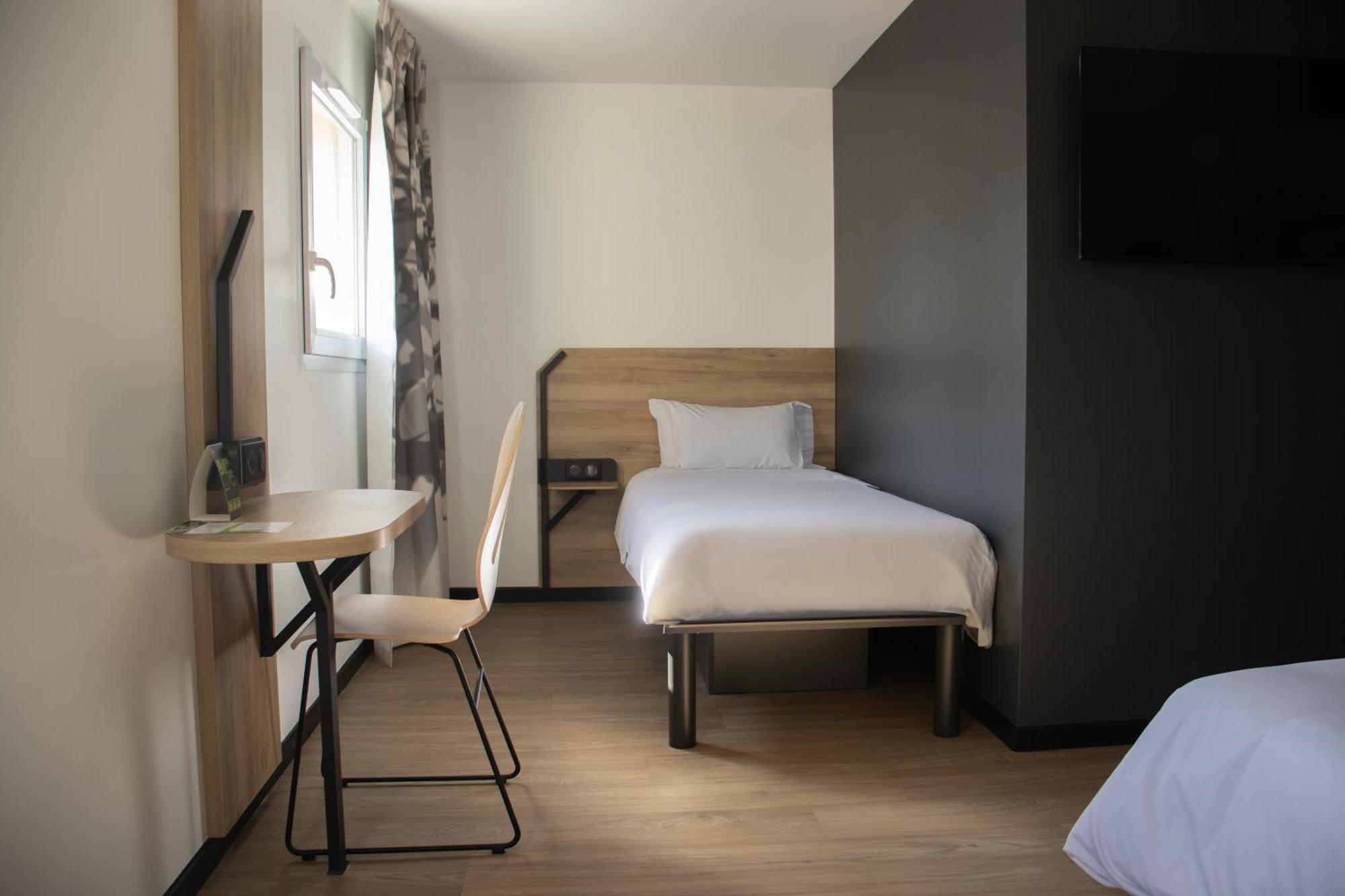 B&B Hotel Le Puy-En-Velay Vals-pres-le-Puy Екстериор снимка