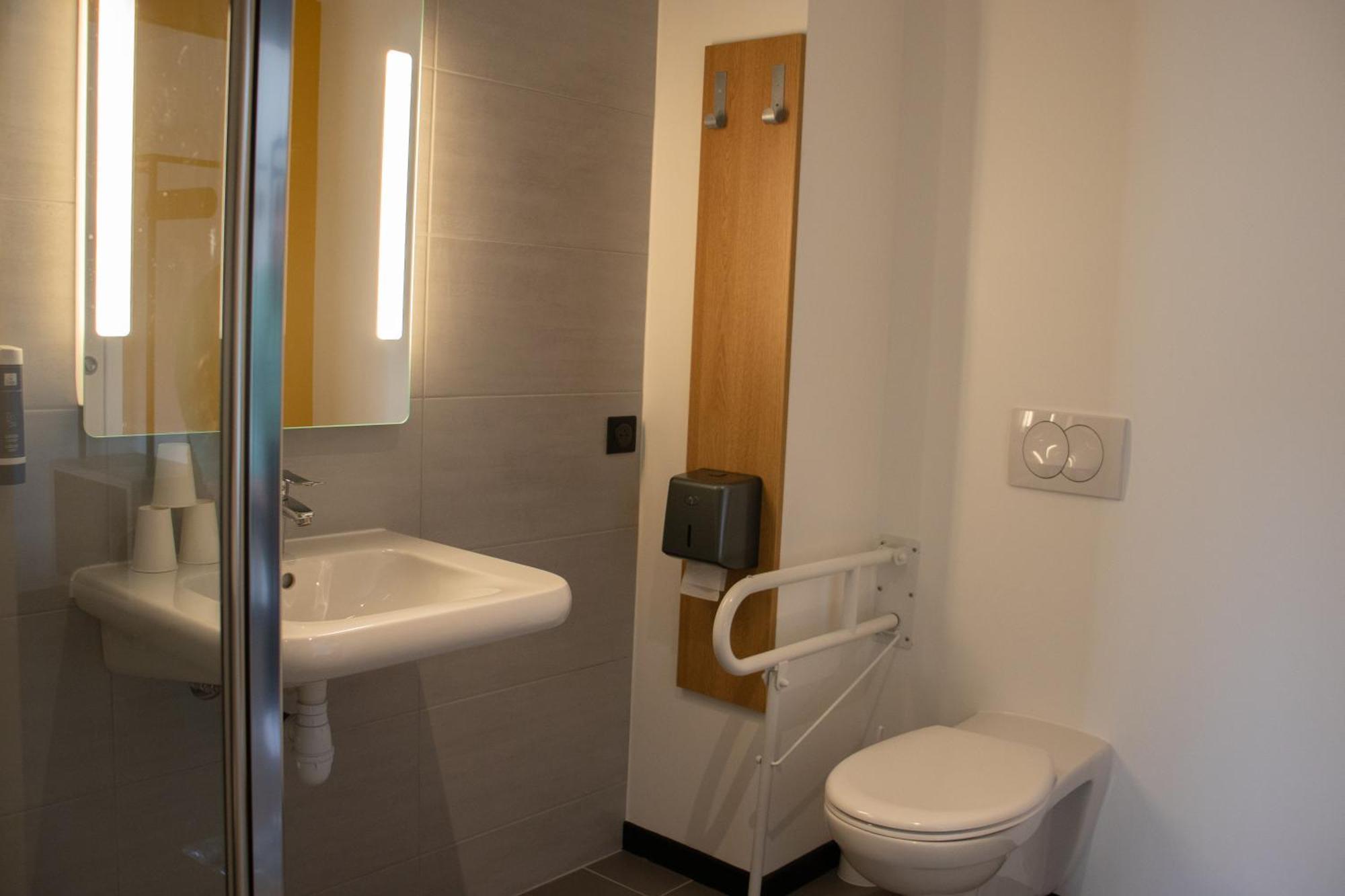 B&B Hotel Le Puy-En-Velay Vals-pres-le-Puy Екстериор снимка