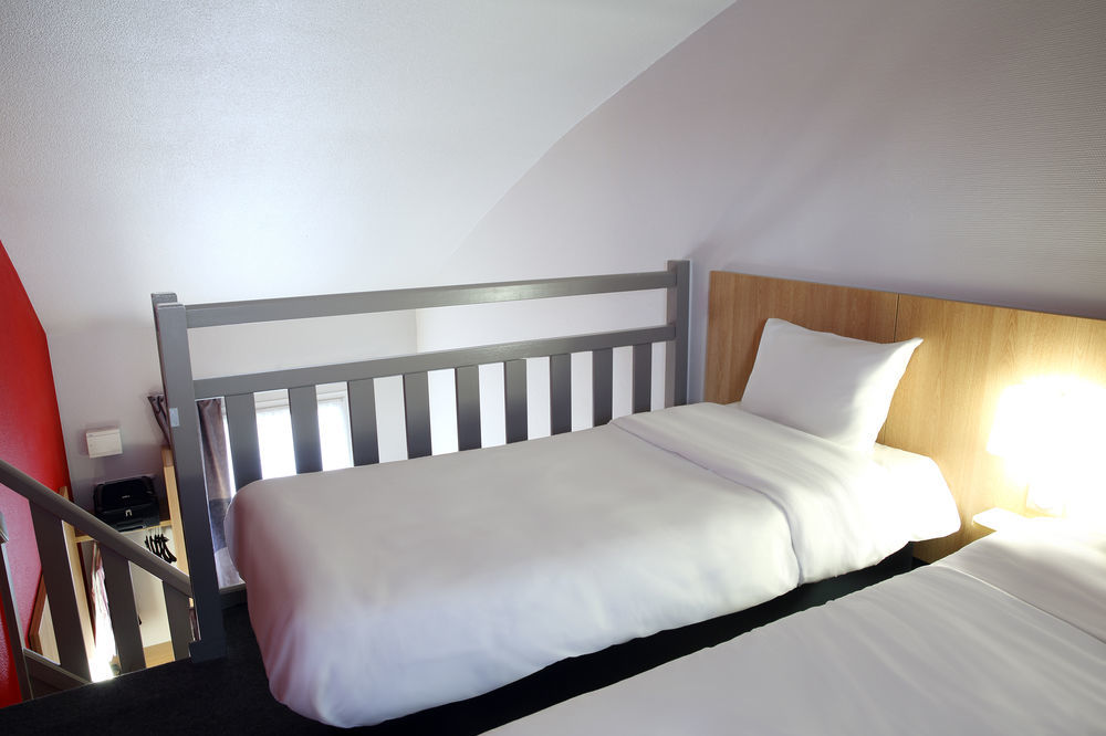 B&B Hotel Le Puy-En-Velay Vals-pres-le-Puy Екстериор снимка